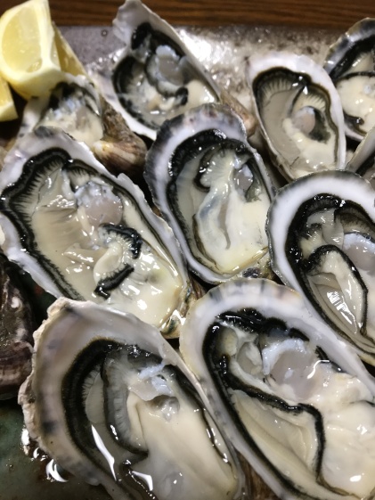 冷凍 生食用 とれ海老やん冷凍 オイスターぼんぼん冷凍ハーフシェル特別セット 農家漁師から産地直送の通販 ポケットマルシェ