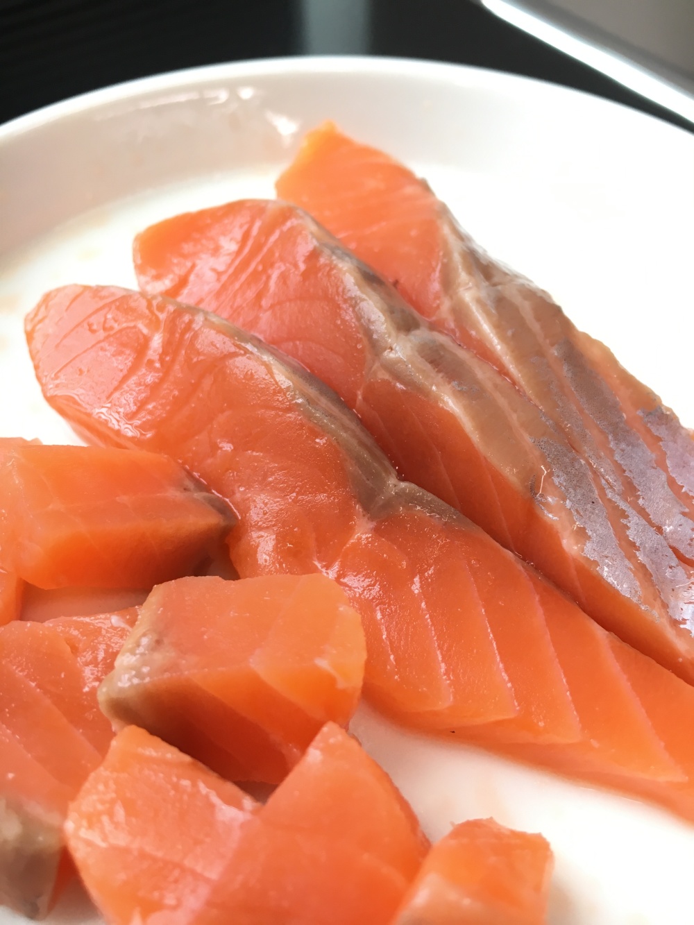 [青森サーモン]お刺身用 切身(200g/袋) 200g×2袋