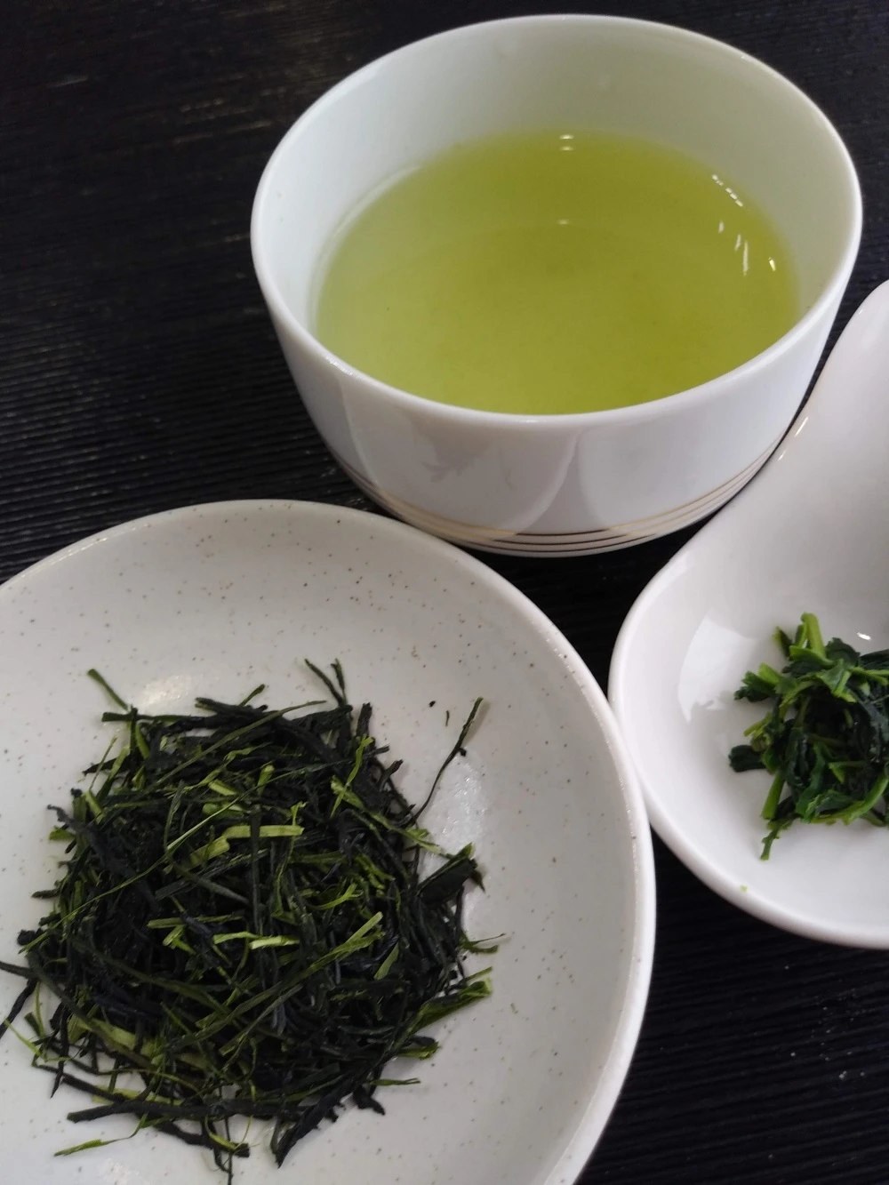 【新茶】令和５年年新茶、宇治茶　玉露・荒茶仕立て＜おくみどり＞