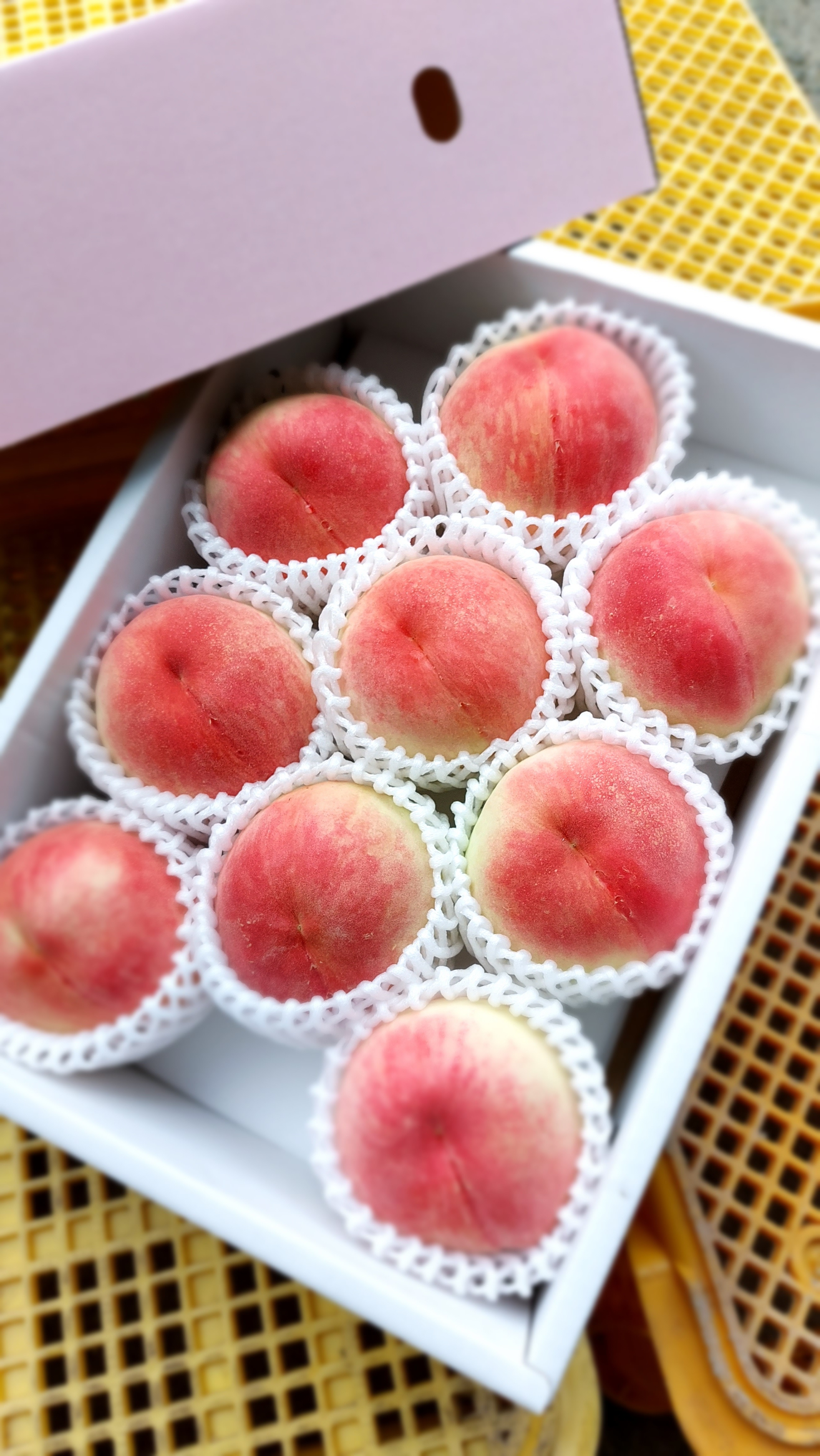 ☆7月上旬~発送(クール便) 夏の王道果実「和歌山の桃」｜桃の商品詳細
