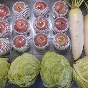 キャベツ、ダイコン、リンゴ