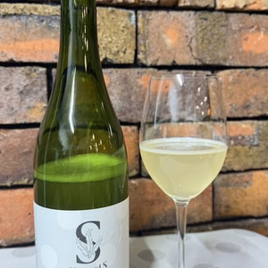 Vineyard S  シャルドネ・ペティアン2025