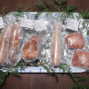 猪希少部位　ヒレ・ハツ・タン・ホホ 肉