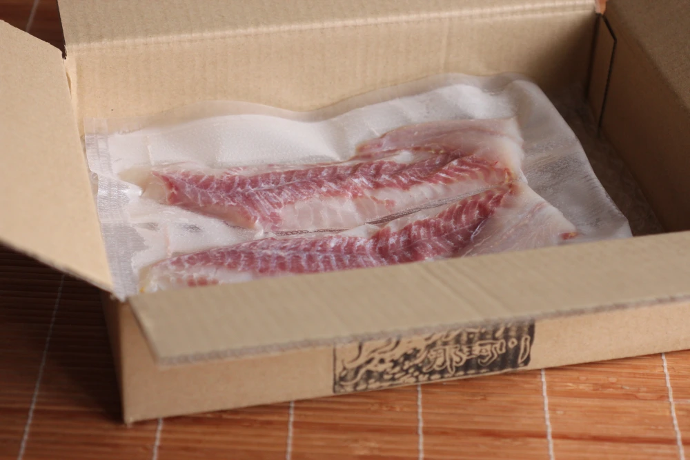 命の味わい‼ 北関東の清流「那珂川産 天然なまず」【真空冷凍】（1尾約240g）