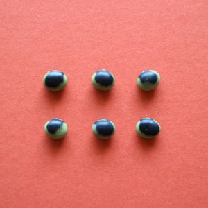 【鞍掛豆　２００g】ユニークな模様とコリコリ食感が特徴の大豆です