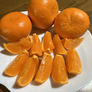 竹吉園　見た目も中身も味もべっぴんさん❣️麗紅❣️