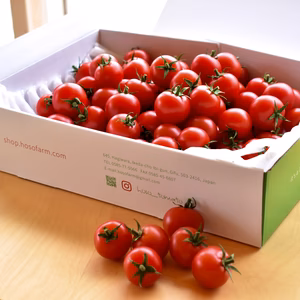 薄皮ふにゃっと新食感　薔薇とまと