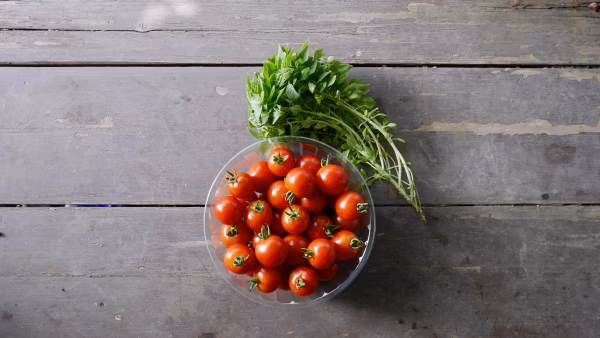 一流シェフが認めた！ミニトマトとバジルセット
