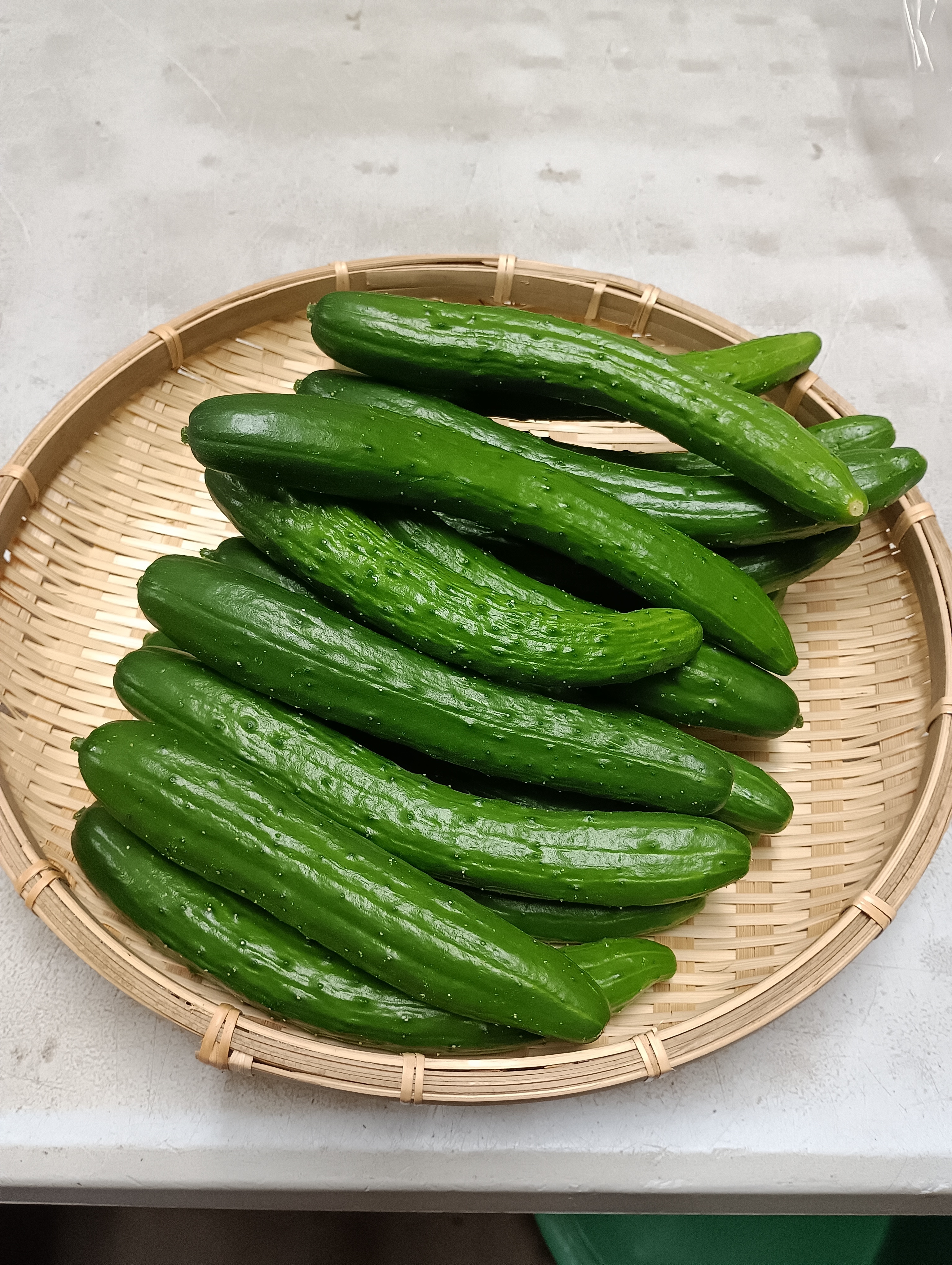 きゅうりの産直通販・お取り寄せ商品｜ポケットマルシェ｜産地