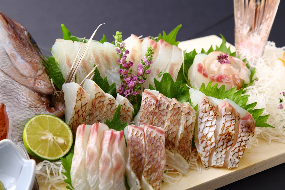 【家族で集まる豪華な食卓】鮮度抜群な鯛を贈り鯛！【ブランド真鯛】