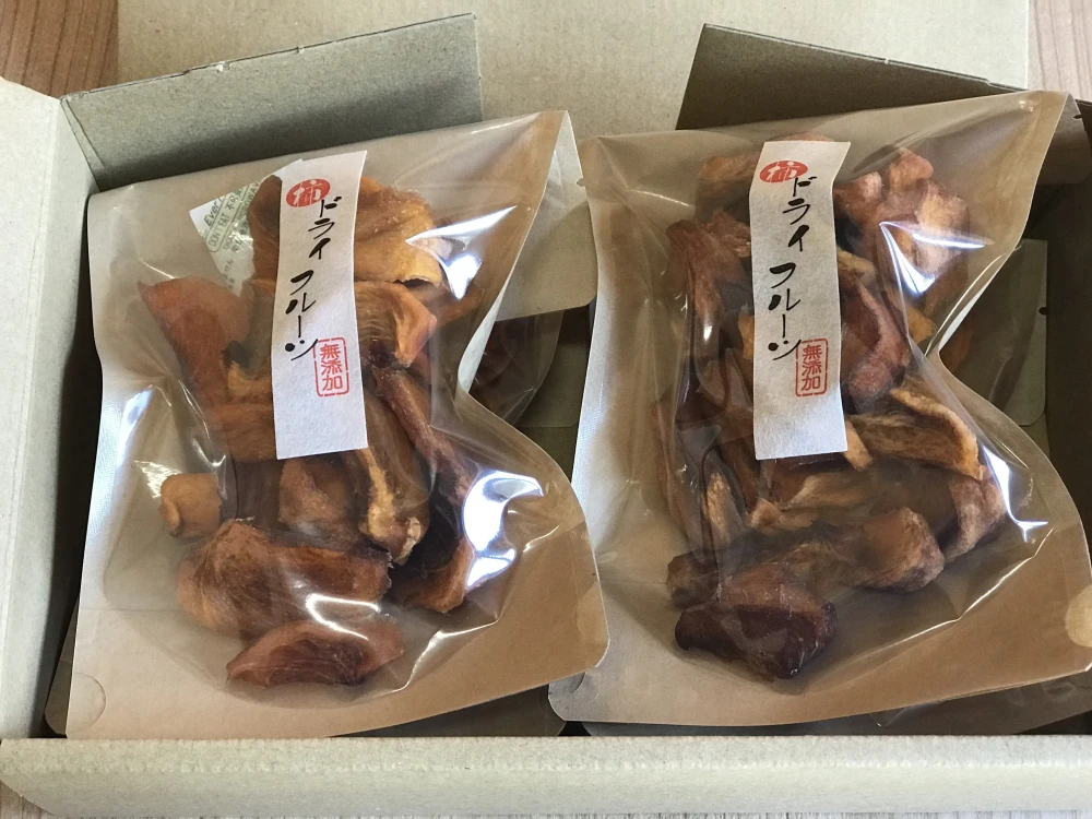 和歌山県産たねなし柿のドライフルーツ100g×4袋セット｜果物の返礼品詳細｜ポケマルふるさと納税｜生産者とつながる産直(産地直送)ふるさと納税サイト