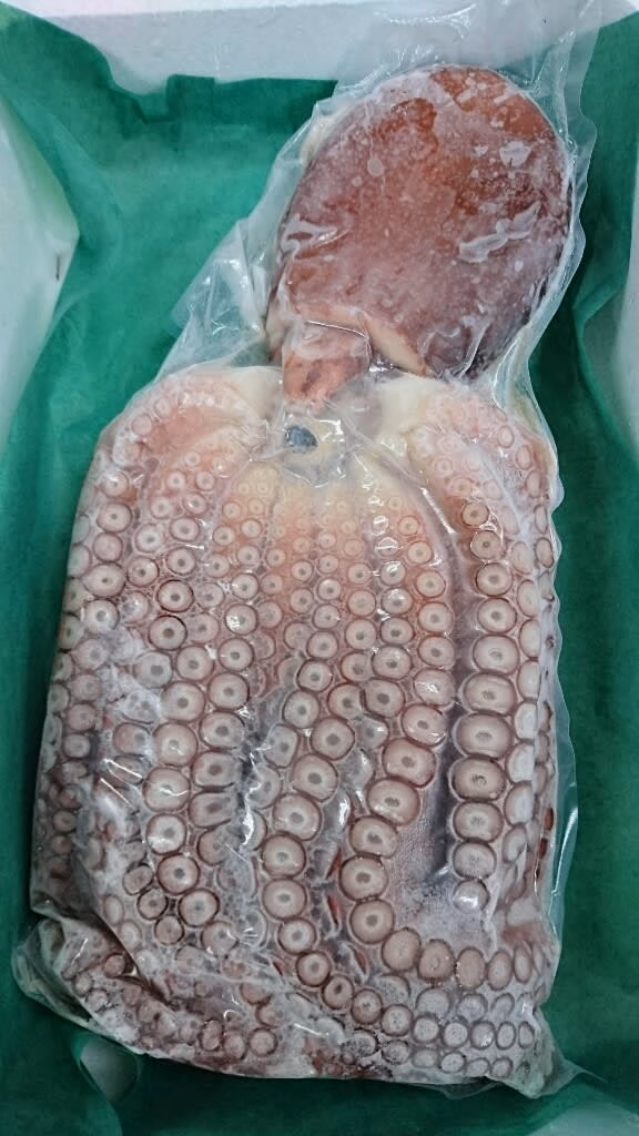 小樽産 茹でタコ  3.5㎏(冷凍)