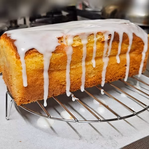 Cafe Belle Raisin パティシエ手作り濃厚なキャラメルパウドケーキ