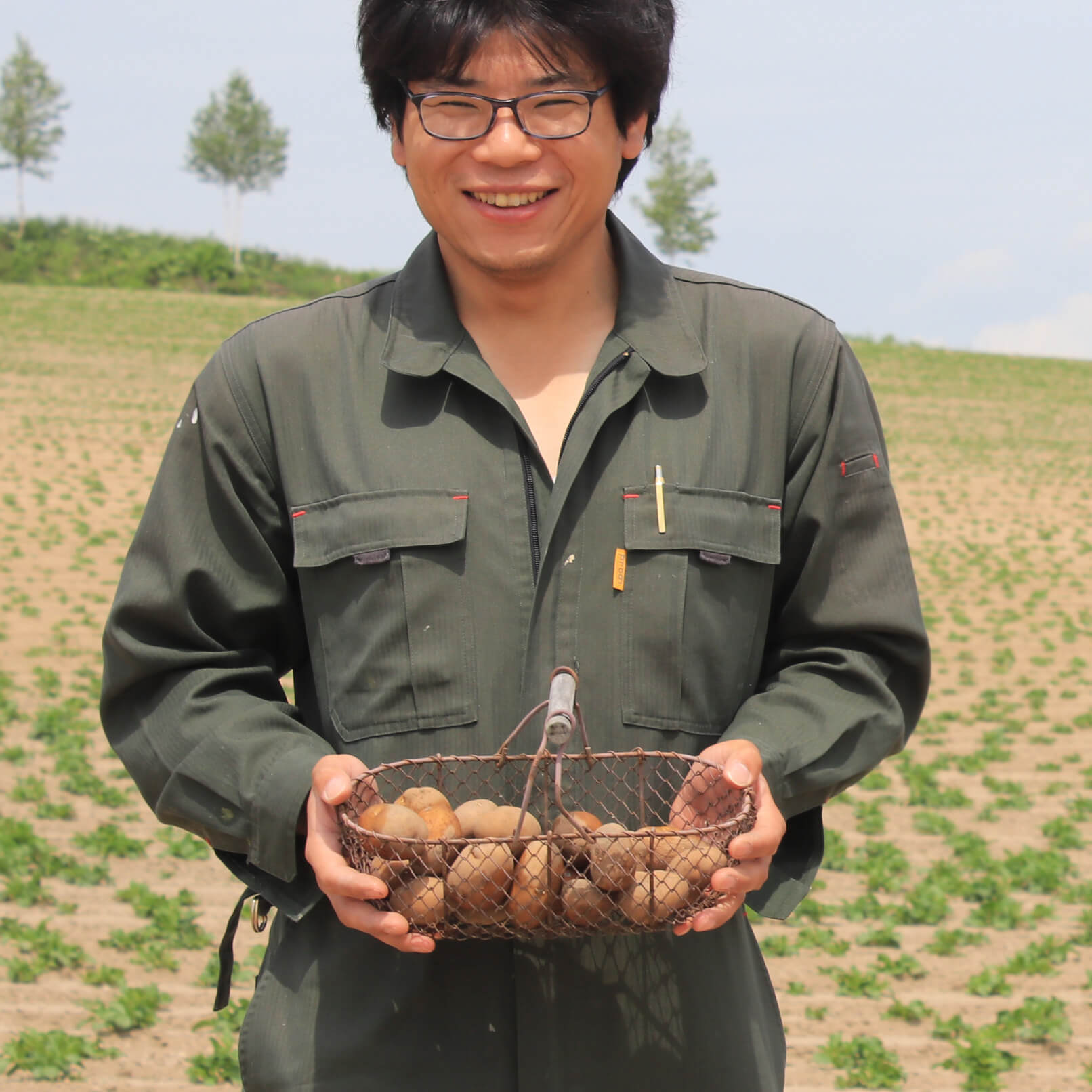[北海道上富良野産]ほくほく美味しい♪ 新じゃがいも キタアカリ 松本農園 じゃがいも M〜2L寸 約2.3kg