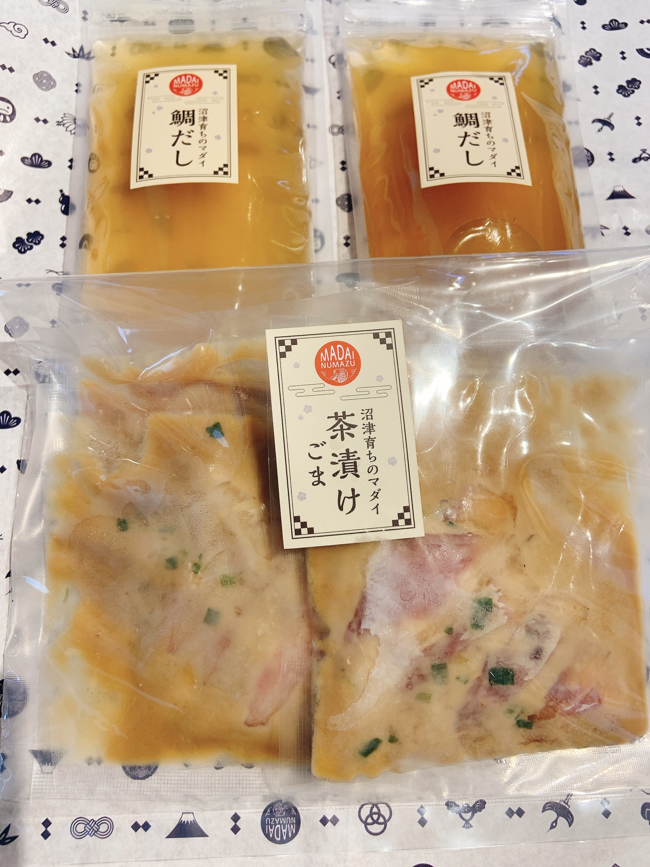 鯛ごま茶漬け 4袋 鯛だし 0cc 2袋 ギフトにも 農家漁師から産地直送の通販 ポケットマルシェ