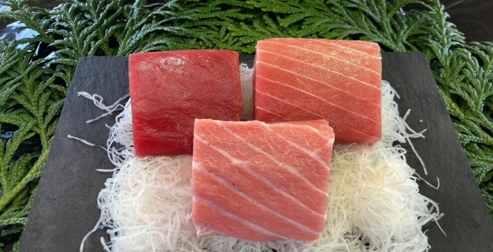 本物保証! オーダー品です 黒と赤となっています 柔らかいのですぐ使用