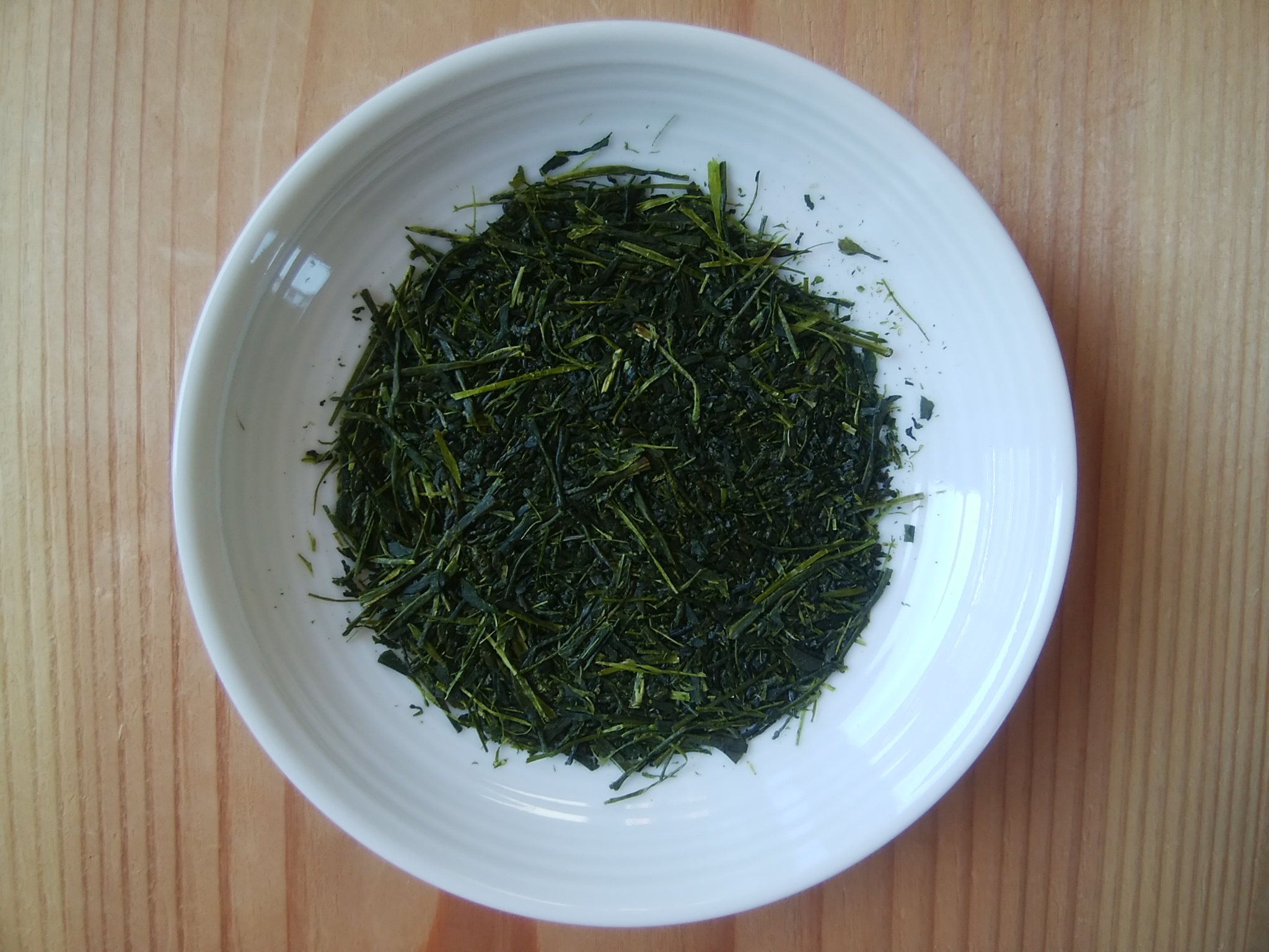 朝茶は福が増す １日の始まりに思いを込めて 深蒸し煎茶 竹 100ｇ 農家漁師から産地直送の通販 ポケットマルシェ