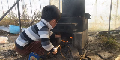 農家は生き方。僕の背中を追う三歳の息子がたくましい