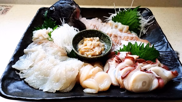 鮮度が自慢のお刺身用セット（ヒラメ、ソイ、タコ、ホタテむき身）