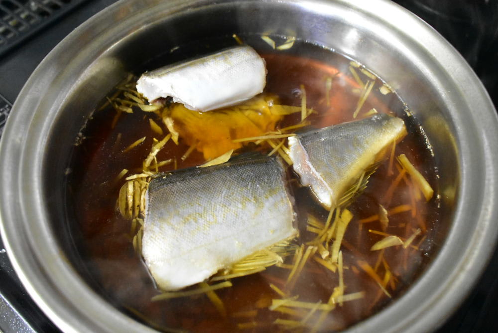 お魚料理入門編 焼 煮 飯 汁 4つの基本のお魚レシピ 農家漁師直送のポケットマルシェ