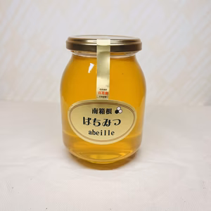 2025年春に採蜜した非加熱の南箱根のはちみつ　300ｇ瓶詰めタイプ