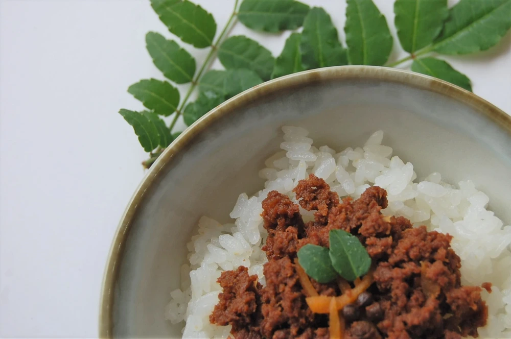 【贈答品】ベーシックセット （常温：鹿カレー×２、鹿そぼろ×３）