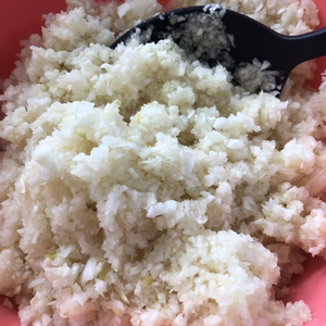 【大人気】手間なし楽チン✨むきたてきざみにんにく（高級品種　青森にんにく白玉王）