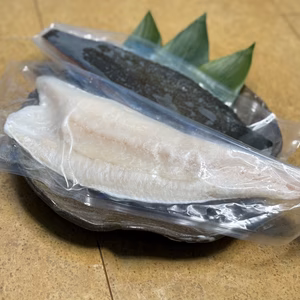 【年末年始！大特価！】訳あり生ヒラメ（ウロコ処理済）