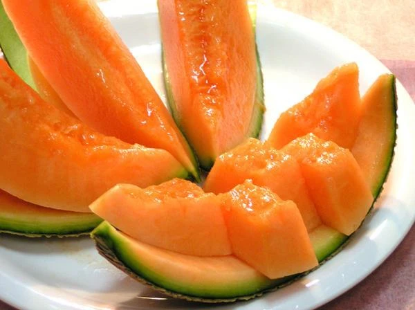 アールスメロン　食べ比べ
