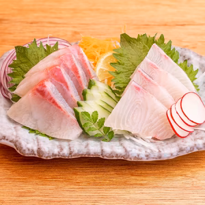 12/30着|年末年始用にどうぞ　半身分皮剥ぎサク 金寿カンパチ刺身用