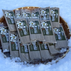 有機畑で育てたそばを原料とした十割乾麺 第2弾石臼挽き　16袋入り