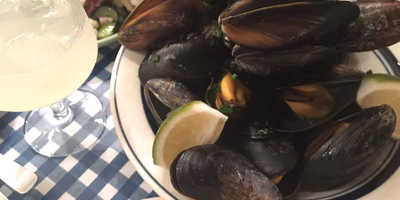 【ポケマルin飲食店】徳田さんのニンニクを食べに、ムール貝専門店『PÊCHEUR』に行ってきました