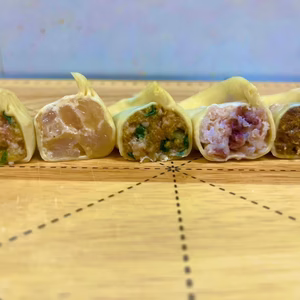 モチモチ餃子で味わう竹内農場のキャベツ　〜北海道を食べ比べ〜