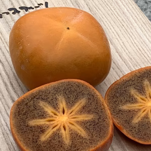 10／20まで♪ 紀の川柿♪（2キロ箱）