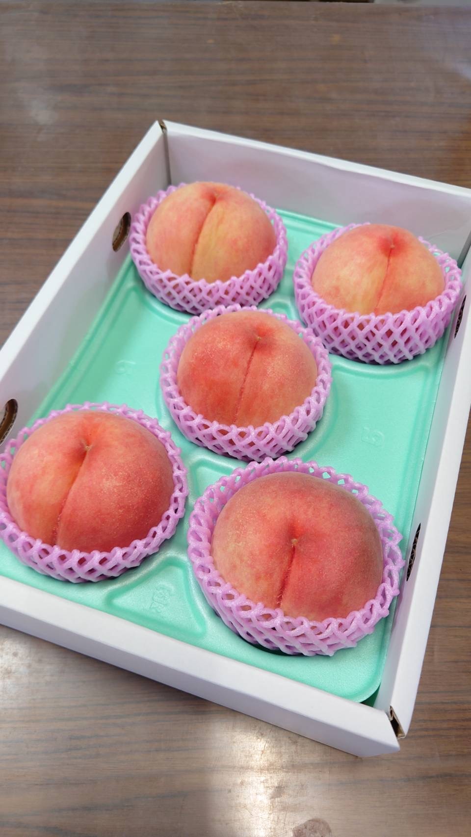 超!希少ビッグサイズ『川中島白桃』[ポケマルの夏ギフト] 2箱