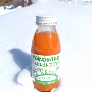 【セール品! 7月末賞味期限!!】nikonikoにんじんりんごジュース