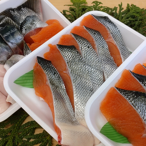 【秋の味覚】調理簡単♪切り身でお届け❗津軽海峡産秋鮭❗