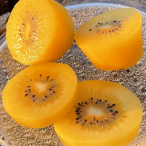 熟れっこ ゴールデンイエロー　キウイフルーツＭ
