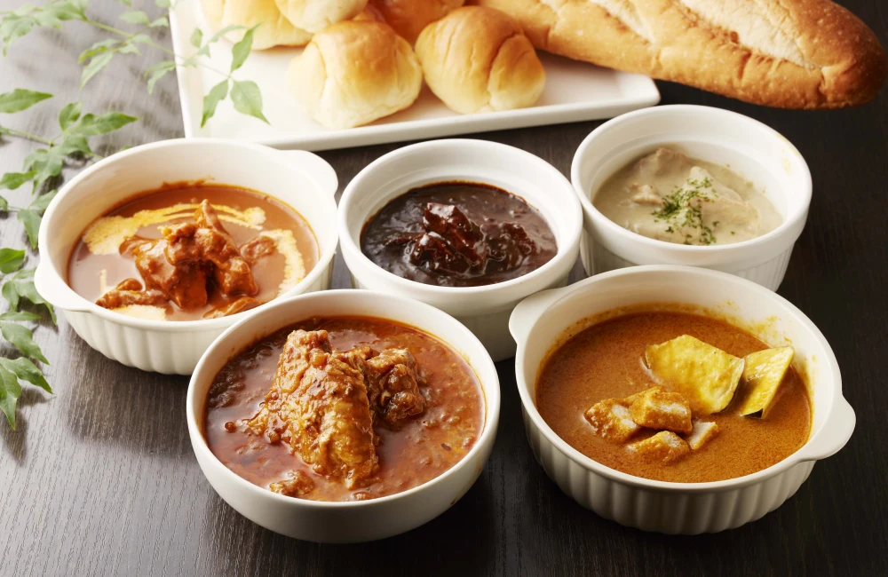 【業務用高級カレー】地鶏プレミアム手羽カレー5p 