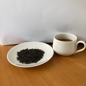 全国一律送料（沖縄を除く）　静岡（森町産）森の紅茶リーフ　６０ｇ　袋入り