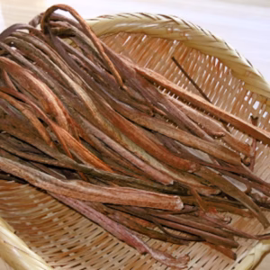 2024年 新物！煮物・汁物に相性抜群！ 干し ずいき ズイキ 芋がら 芋茎