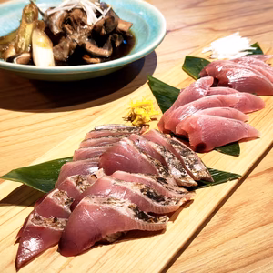 スマガツオ　知る人ぞ知る美味しい魚　2尾分（半身x4枚）、冷凍