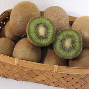 安心オーガニック 有機栽培キウイフルーツ（Mサイズ）