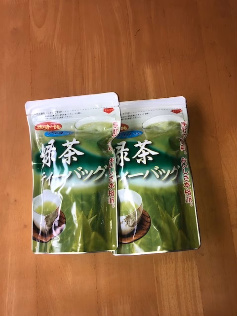 全国一律送料（沖縄を除く）　静岡（森町産）深蒸煎茶　緑茶Ｔ・Ｂ5ｇ×４０個入り