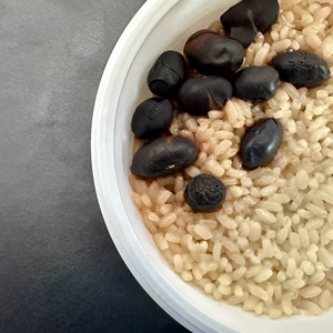 レンジでチン♪｜JAS有機の黒豆ご飯（香ばしさ広がる、こだわりの一杯）