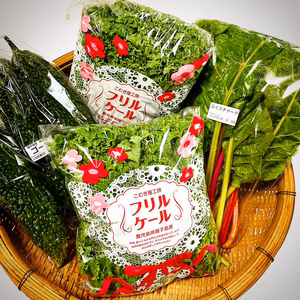 夏を先取り！ゴーヤとフリルケールとスイスチャードの3点セット