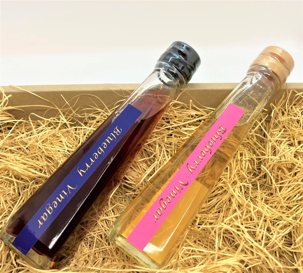 ブルーベリービネガー120ml ×２色【希少品種で作ったピンク入】