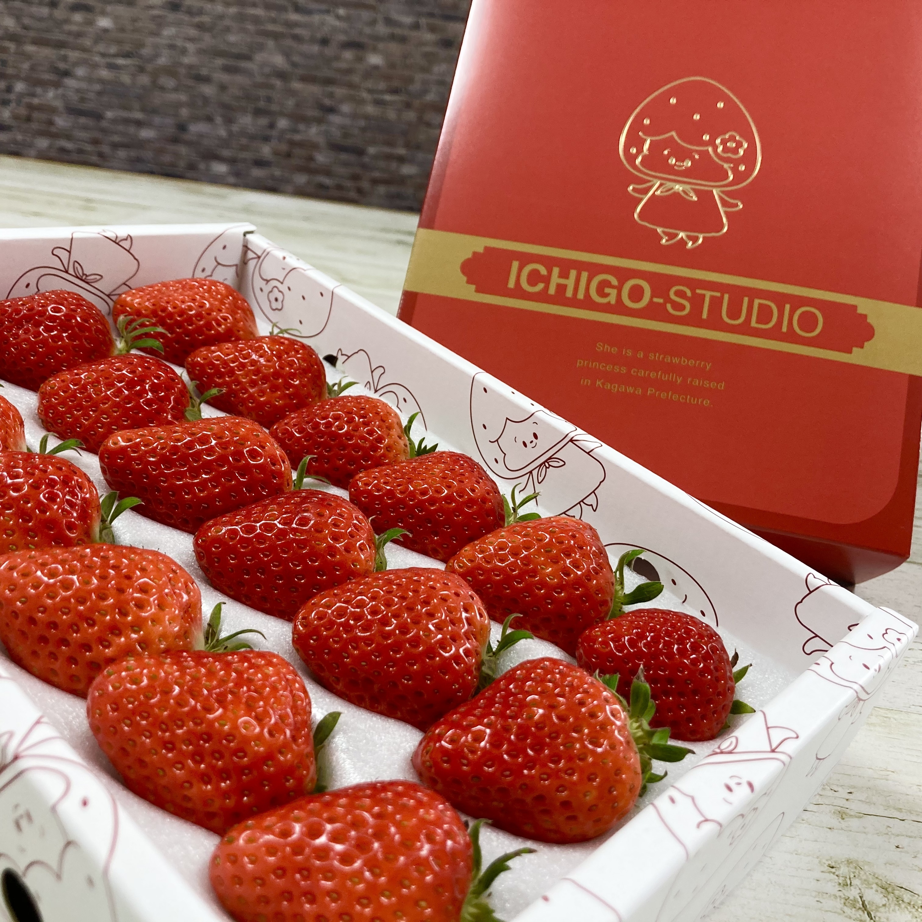 香川県木田郡三木町｜いちごスタジオ｜上原志織さんの生産者