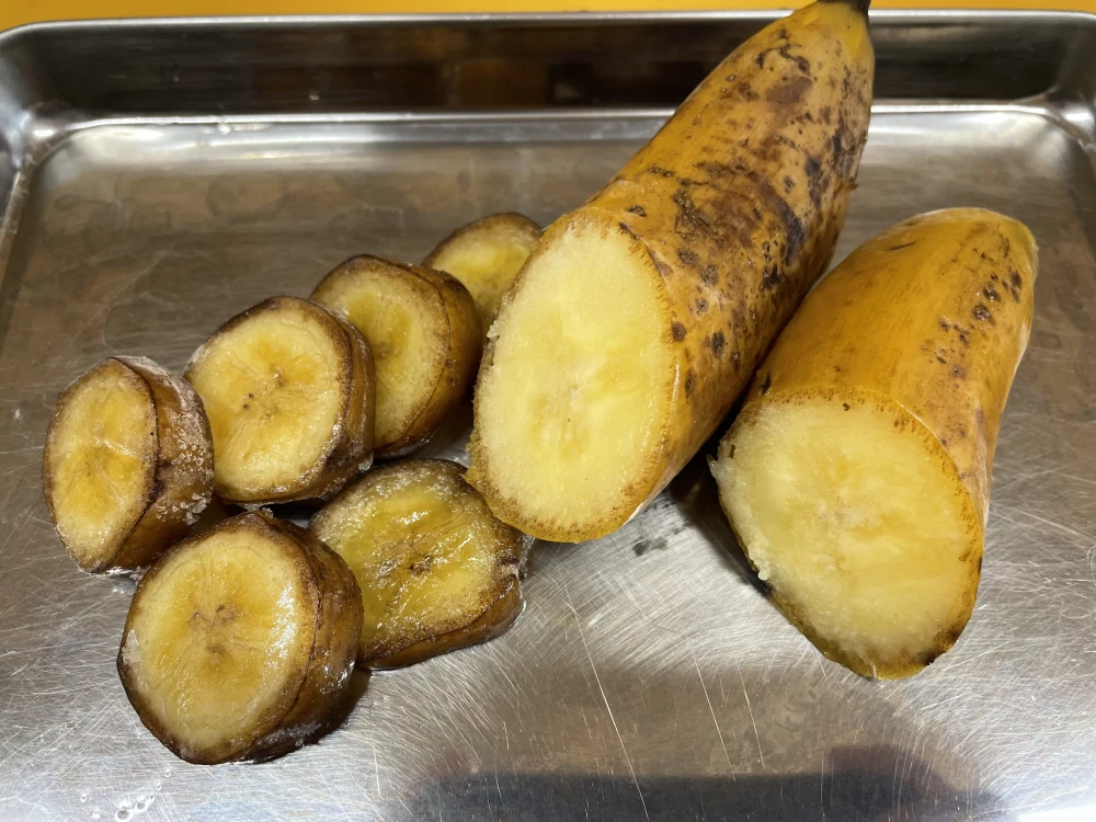 《千葉県木更津市産》一口ｻｲｽﾞ冷凍ﾊﾞﾅﾅ『【皮ごと&皮むき】食べ比べｾｯﾄ』