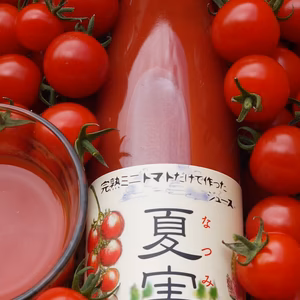 ミニトマトジュース夏実　500ml×2本　ギフト箱入り